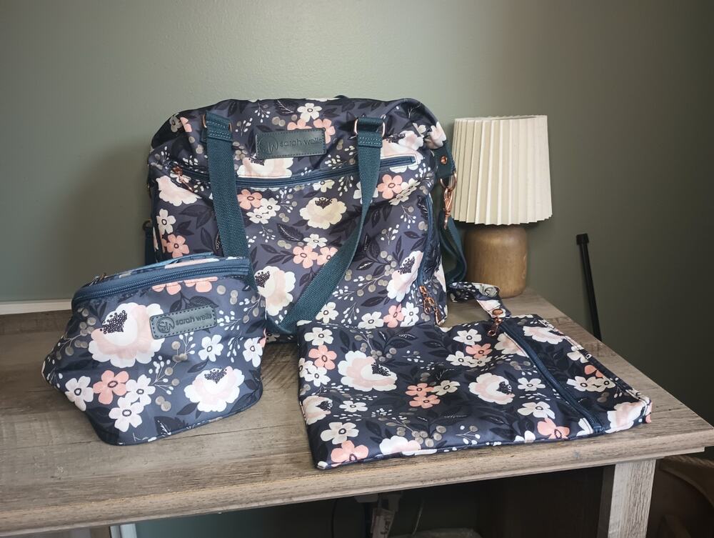 Sarah Wells Lizzy Breast Pump Bag Set "Le Floral" Mom And Baby On The Go